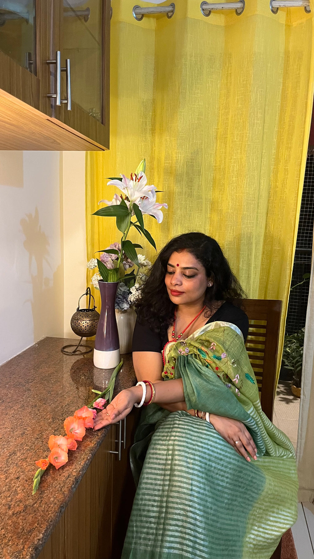 VASUNDHARA - Pure Linen Hand-Embroidered French Knot Saree