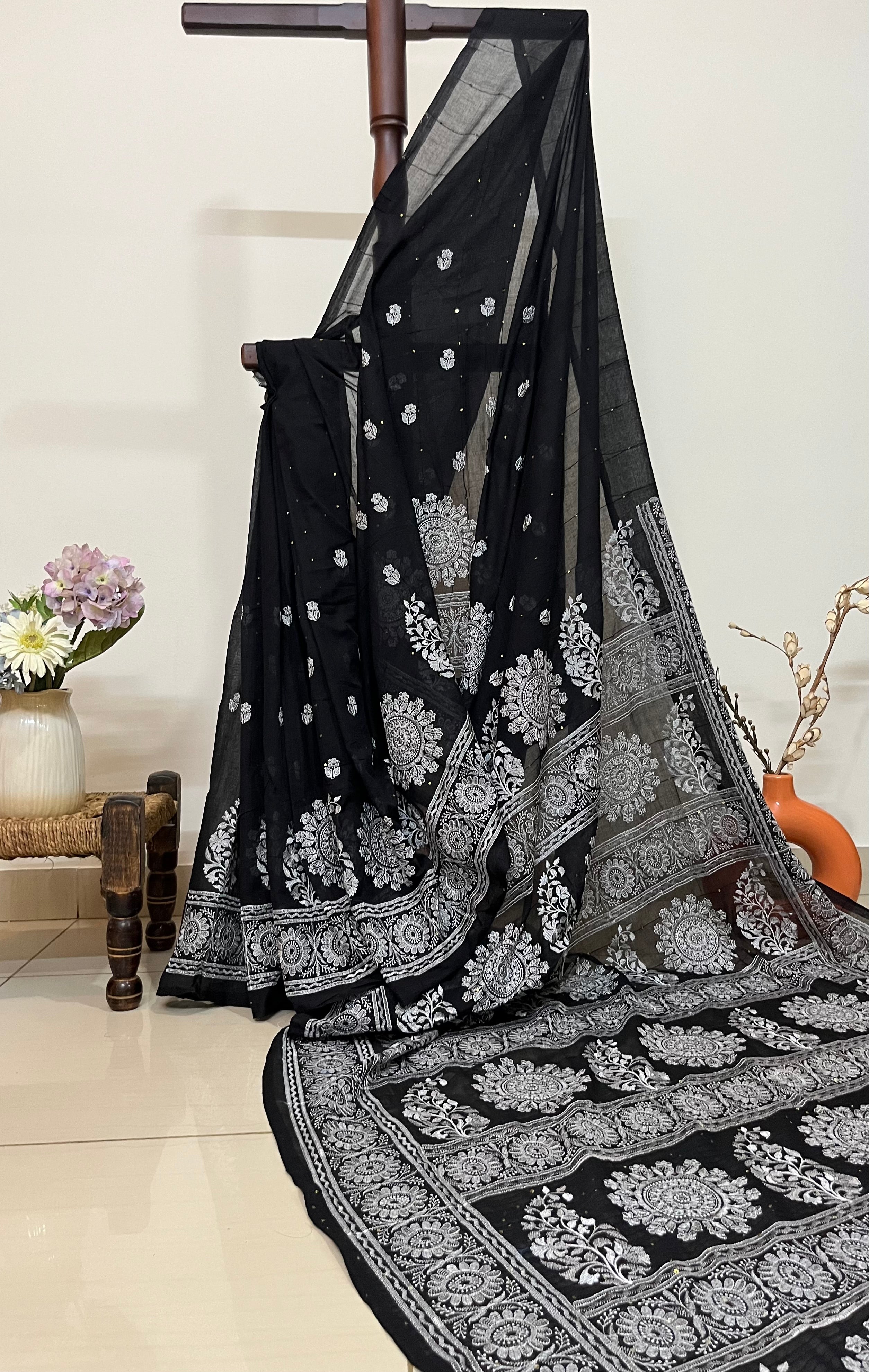 PAAVNI - Pure Mul-Cotton Black-White Chikankari Saree
