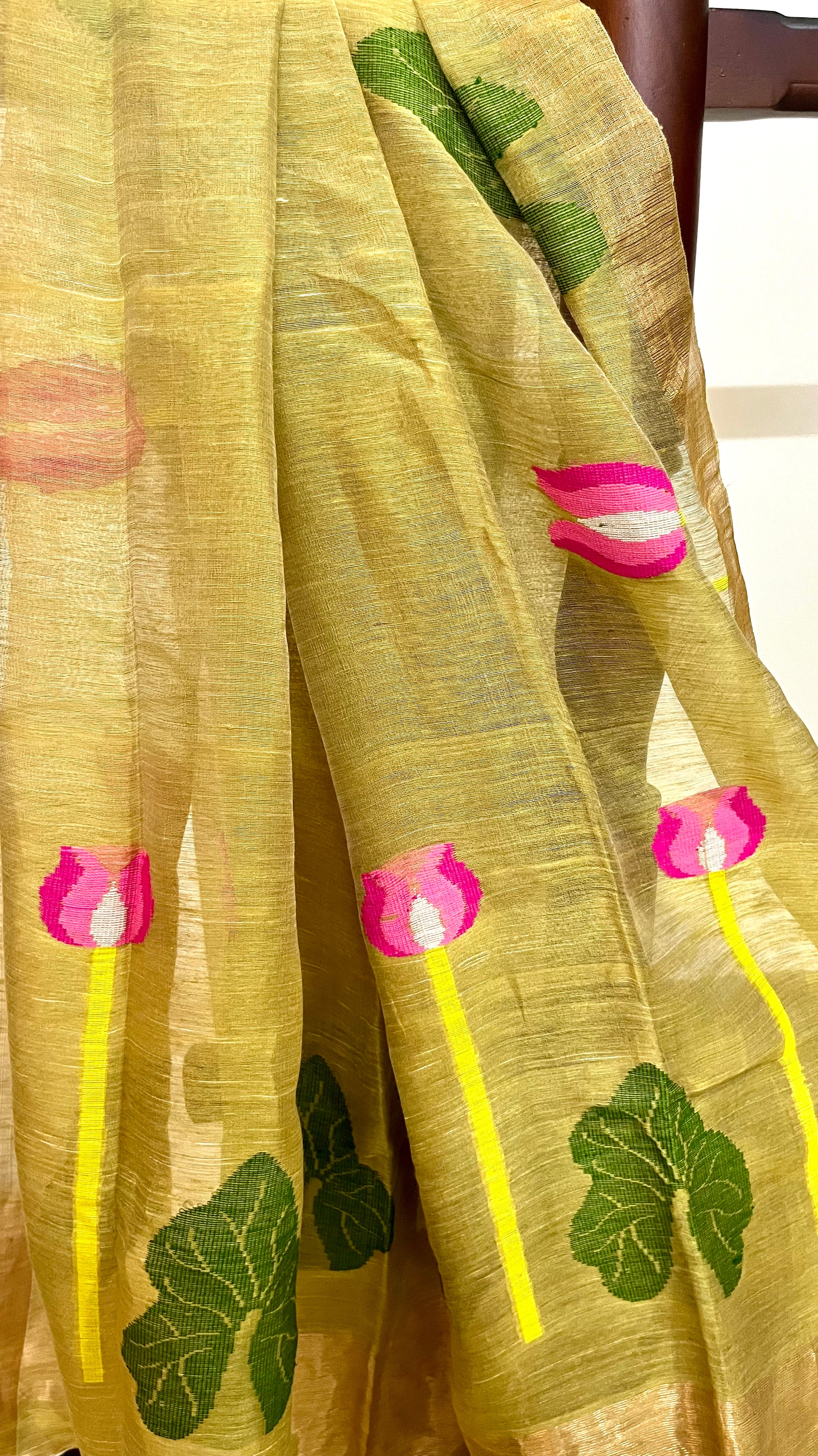 MASSAKALI - Pure Silk Olive Green Lotus Jamdani Saree