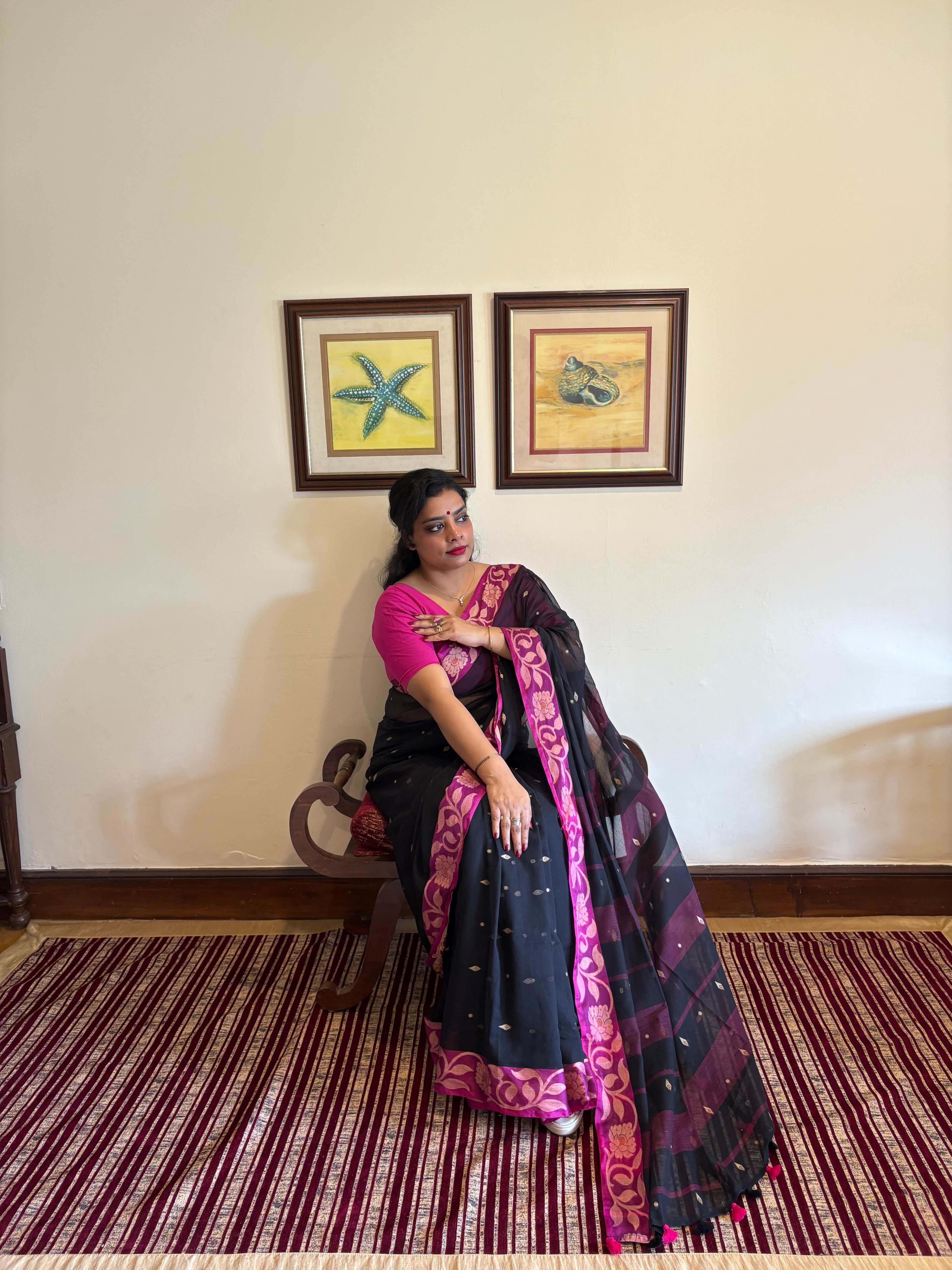 NETRAA - Premium Mul-Cotton Floral Tangail Saree