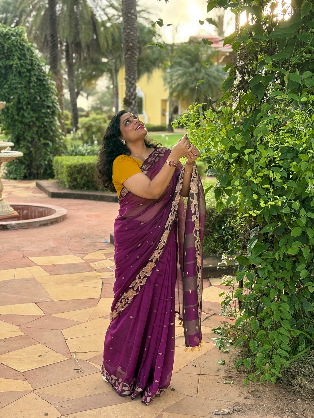 RAMYA - Premium Mul-Cotton Floral Tangail Saree
